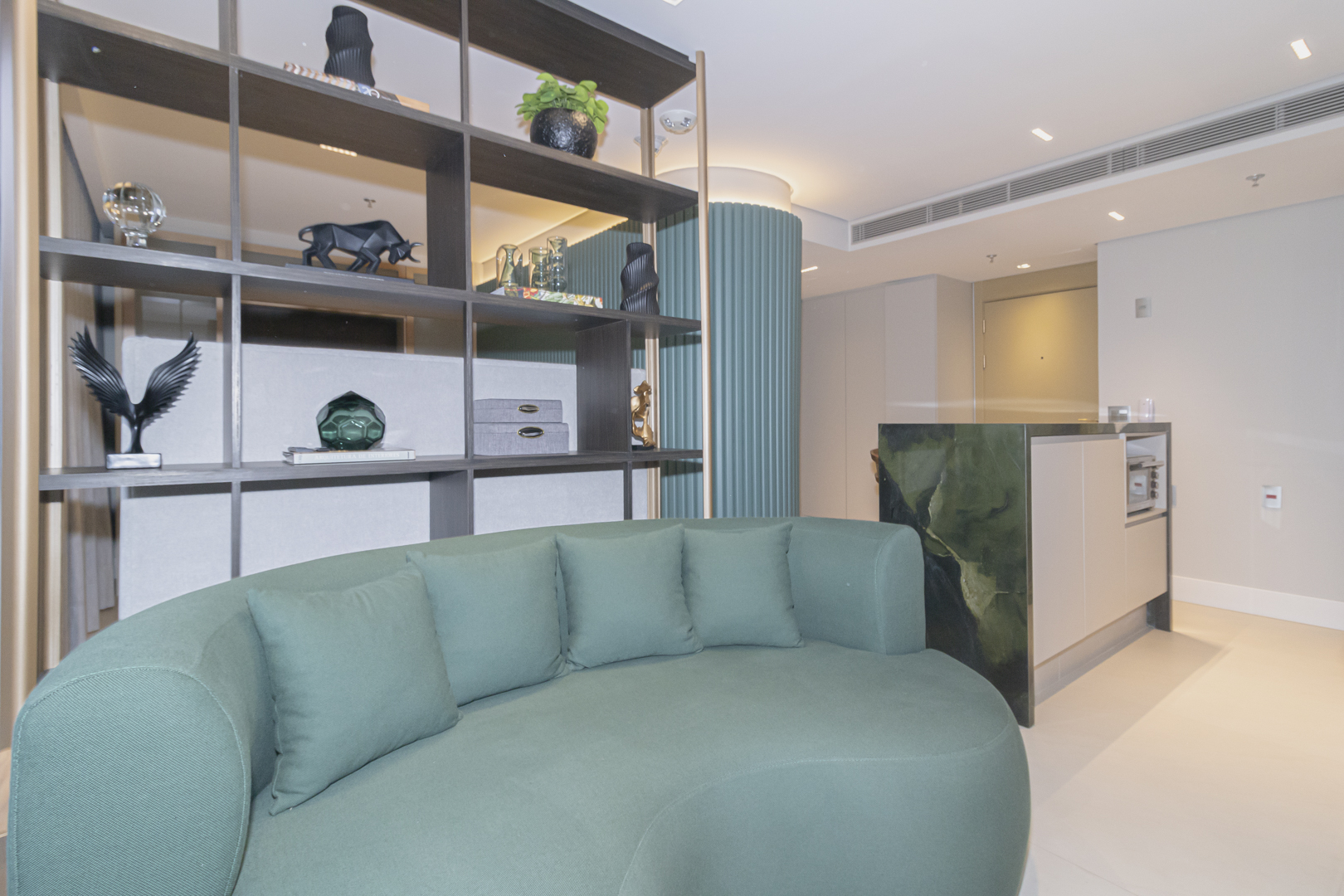 W Condo-001