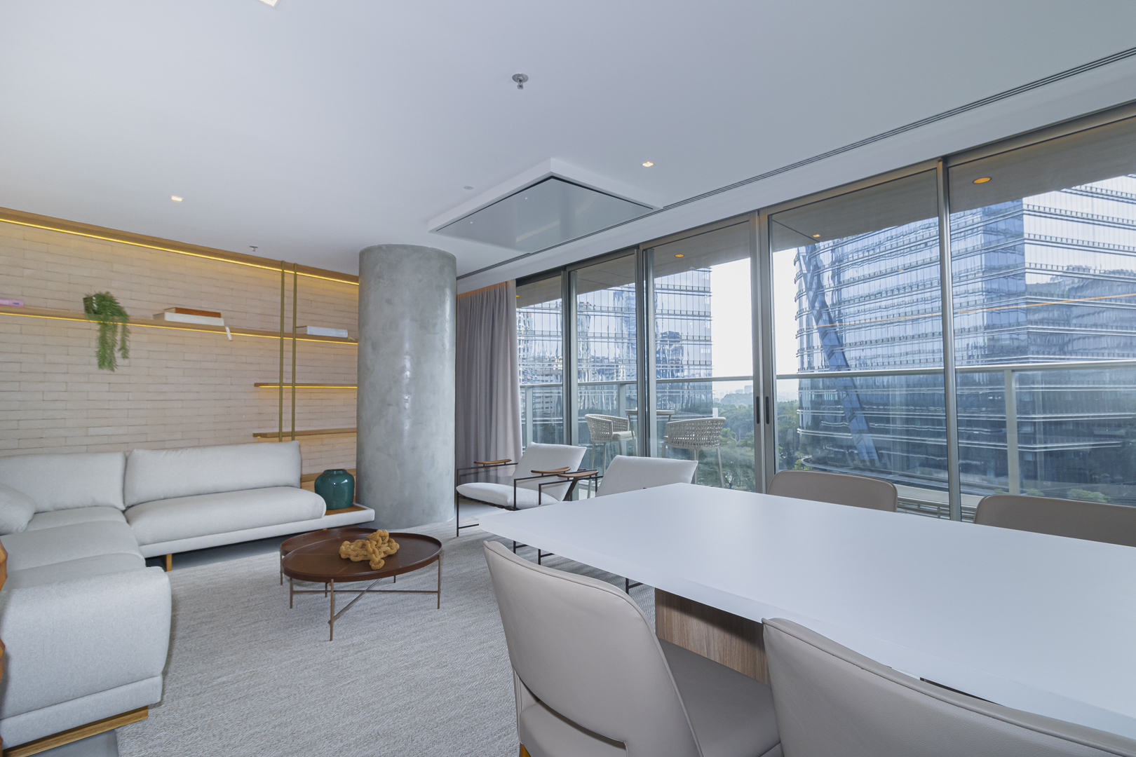 W Condo-002